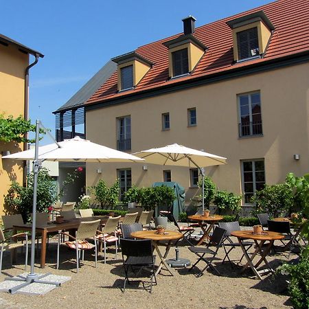 Hotel Weinblatt Зоммерах Экстерьер фото