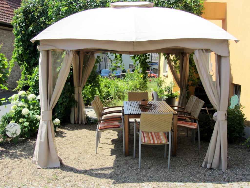 Hotel Weinblatt Зоммерах Экстерьер фото