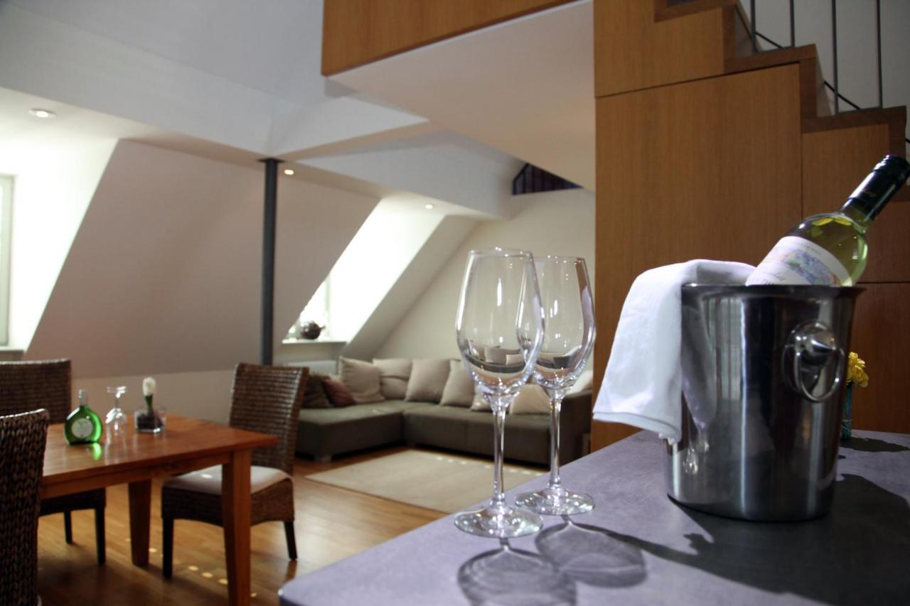Hotel Weinblatt Зоммерах Экстерьер фото