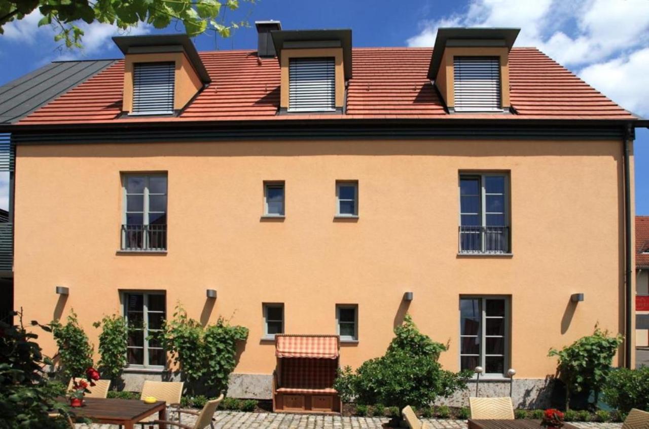 Hotel Weinblatt Зоммерах Экстерьер фото